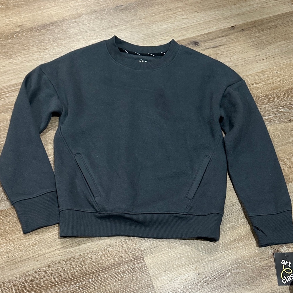 Classic dark gray crew neck sweatshirt